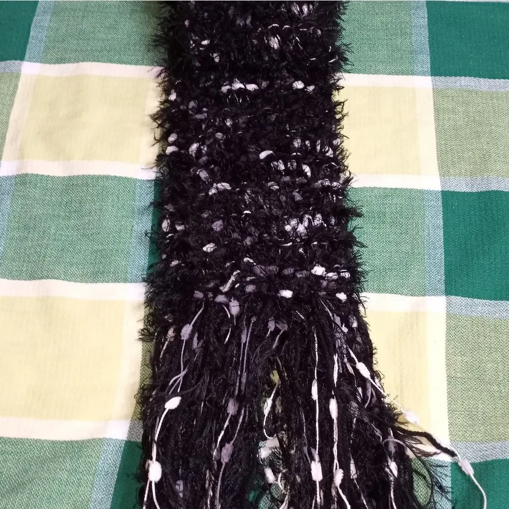 Lot of 3 Pieces White Black Striped Knitted Fringed Women's Scarfs